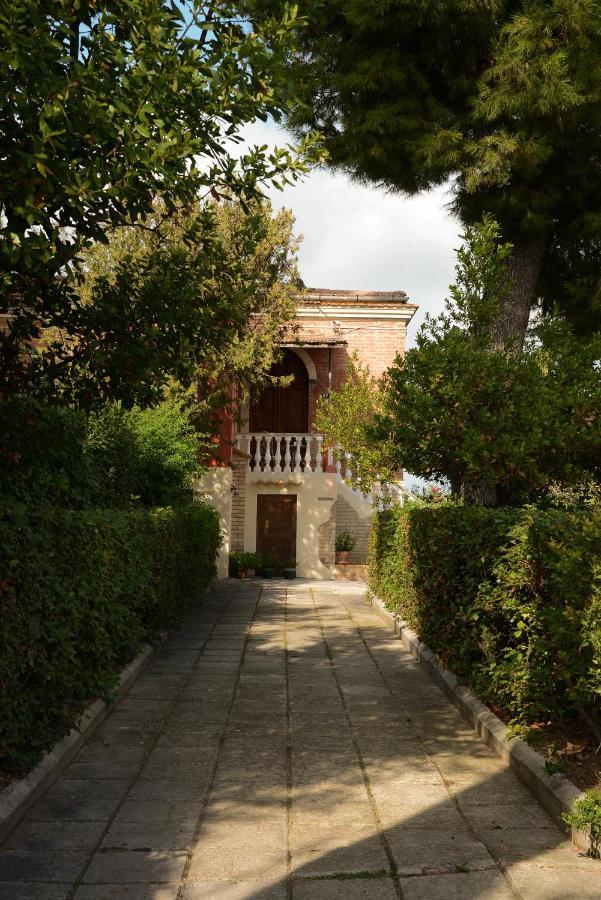 La Casa Di Andrea Otel Chieti Dış mekan fotoğraf